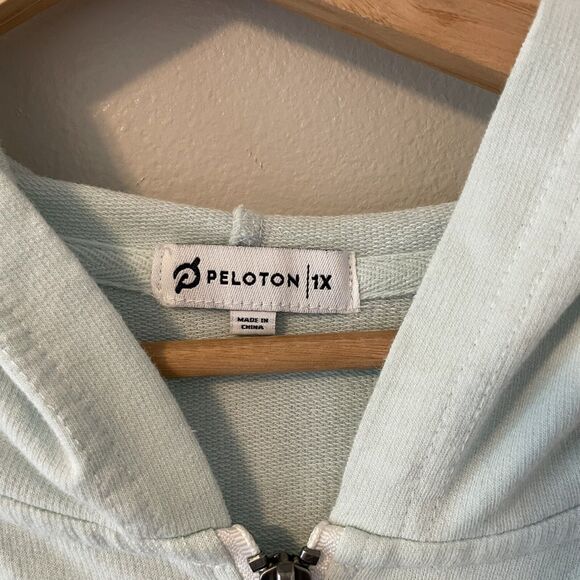 Peloton Women's Sunburst Blue Tie Dye Half Zip Pullover Hoodie Sweatshirt Sz 1X - Picture 2 of 8